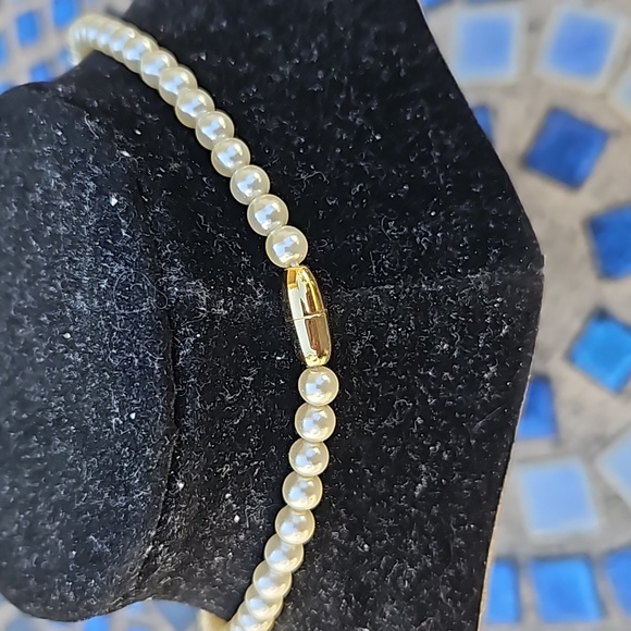 Vintage Faux Pearl  Necklace Heart-Shaped Pendant Barrel Clasp Closure White W O - Picture 5 of 5